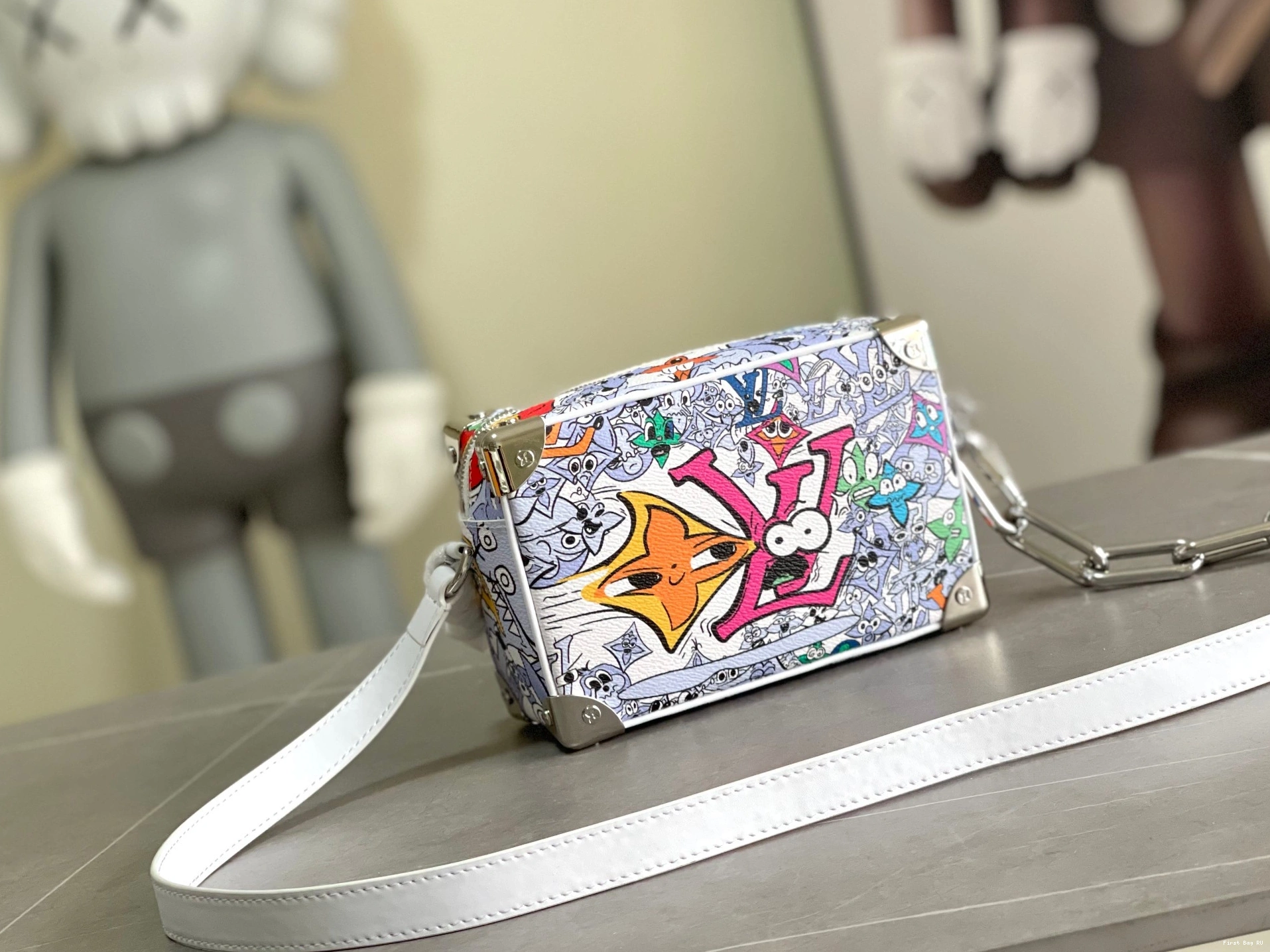 First bags ru VUITTON MINI SOFT LOUIS TRUNK 0824
